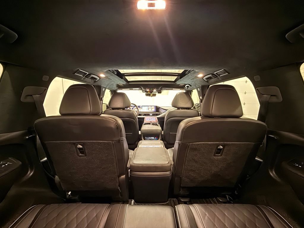 Used 2025 INFINITI QX80 Autograph AWD/4WD image 43
