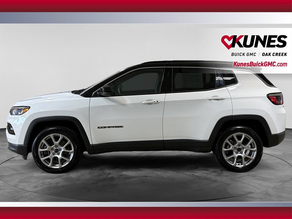 Used 2025 Jeep Compass Limited AWD/4WD image 6