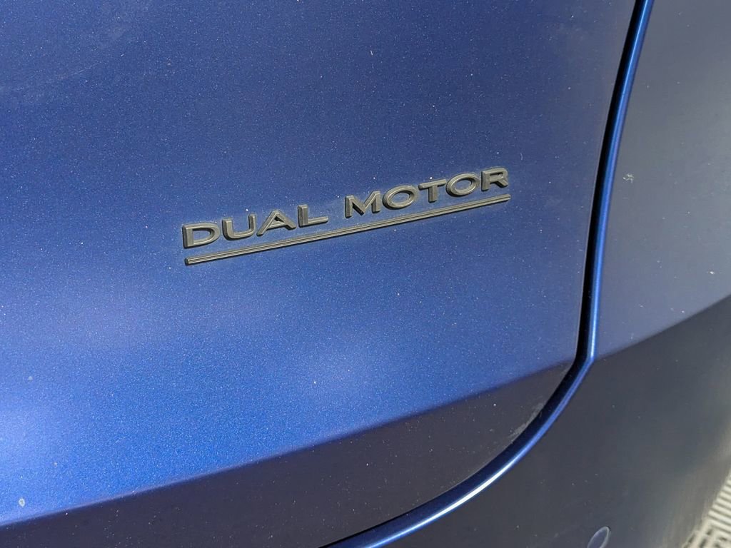 Used 2022 Tesla Model Y Performance AWD/4WD image 11