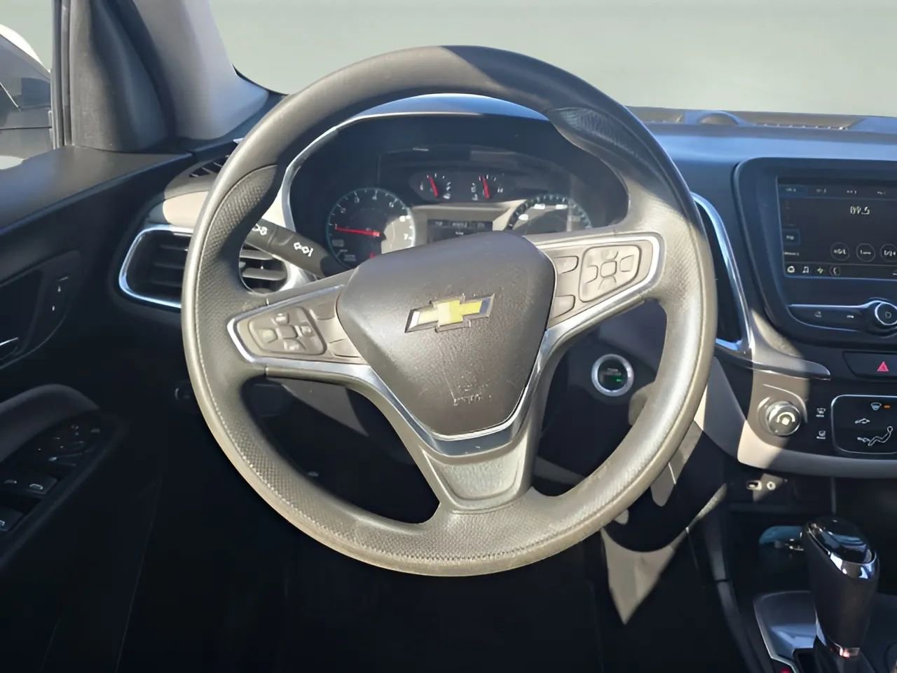 Used 2019 Chevrolet Equinox LS image 14