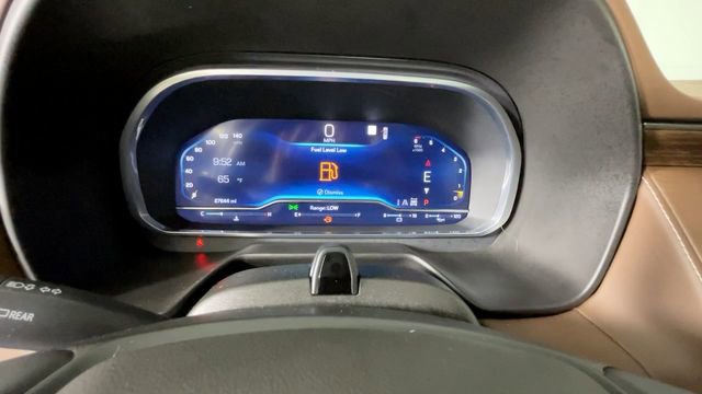 Used 2023 Chevrolet Tahoe High Country w/ Advanced Technology Package AWD/4WD image 23