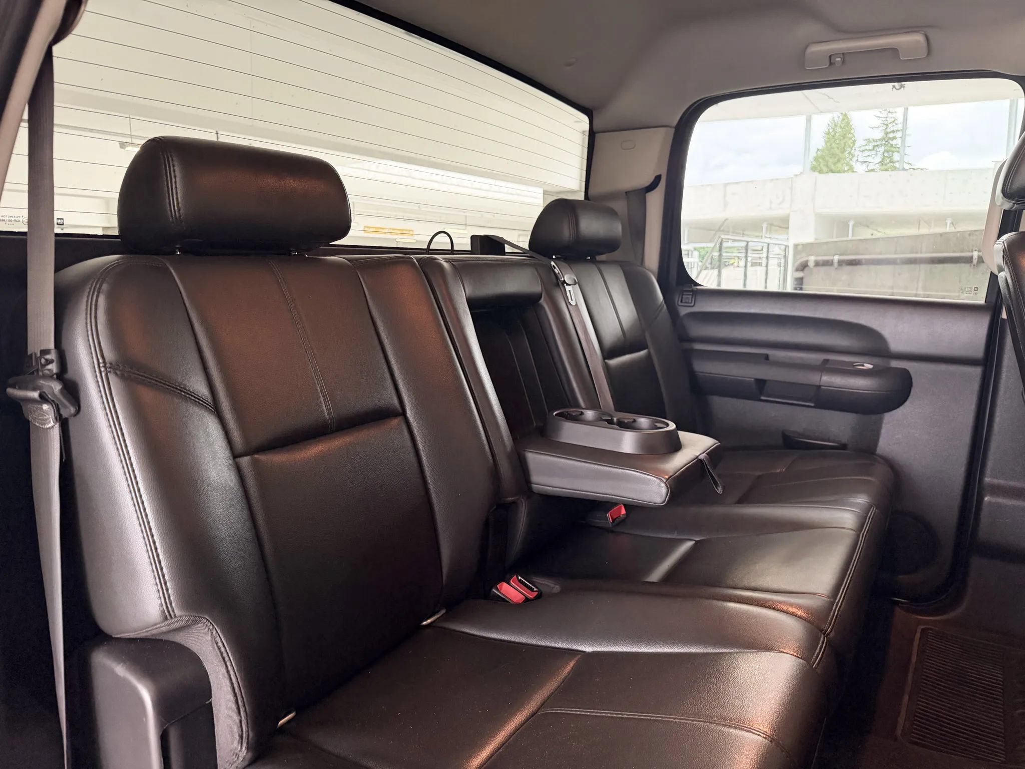 Used 2011 Chevrolet Silverado 2500 LT w/ Interior Plus Package AWD/4WD image 22