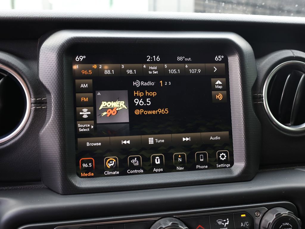 Used 2020 Jeep Gladiator Overland image 28