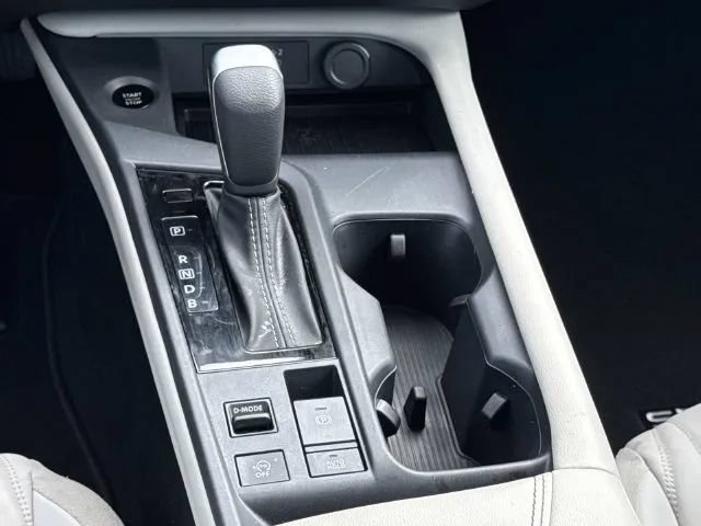 Used 2026 Nissan Sentra SV FWD image 17