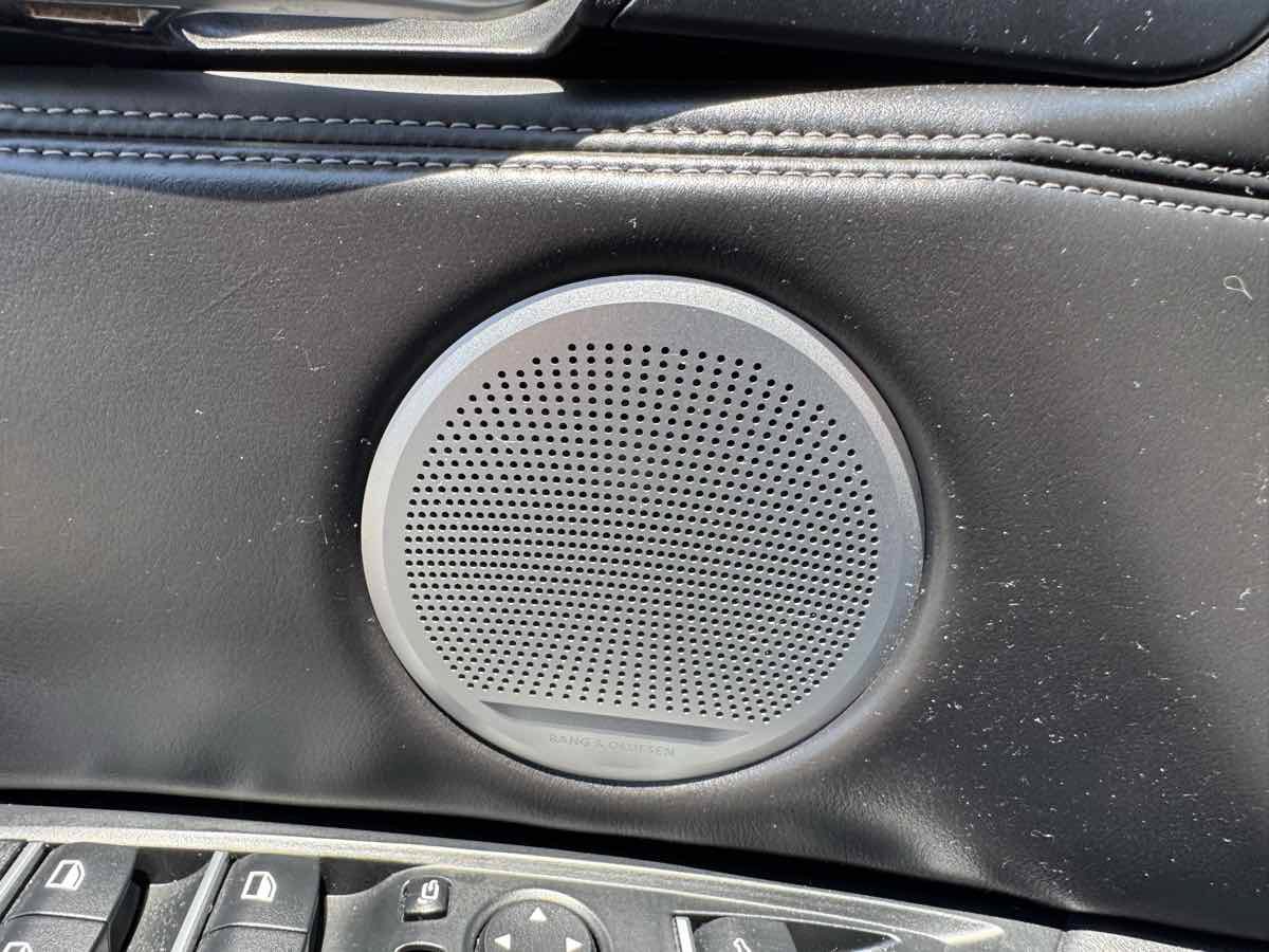 Used 2016 BMW X5 M AWD/4WD image 36
