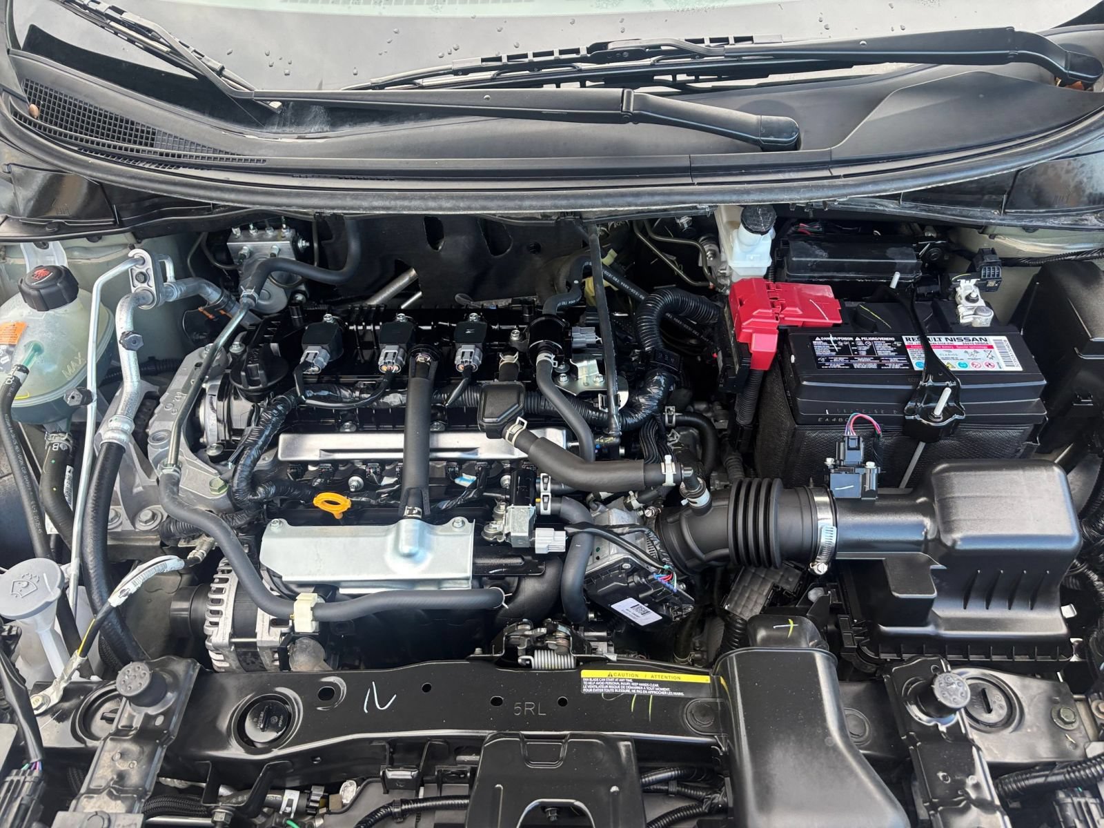Used 2025 Nissan Versa SV FWD image 29