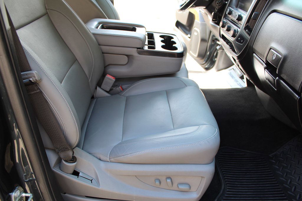 Used 2018 Chevrolet Silverado 1500 LTZ w/ Sport Package image 28
