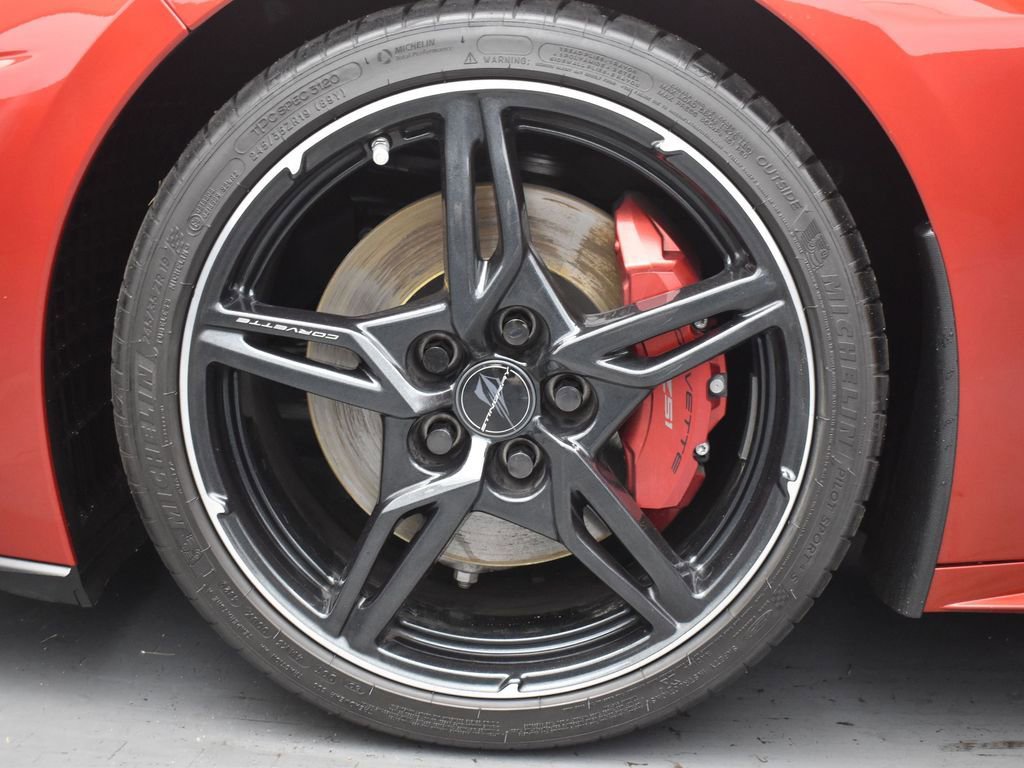 Used 2021 Chevrolet Corvette Stingray Premium Conv w/ Z51 Performance Package image 9