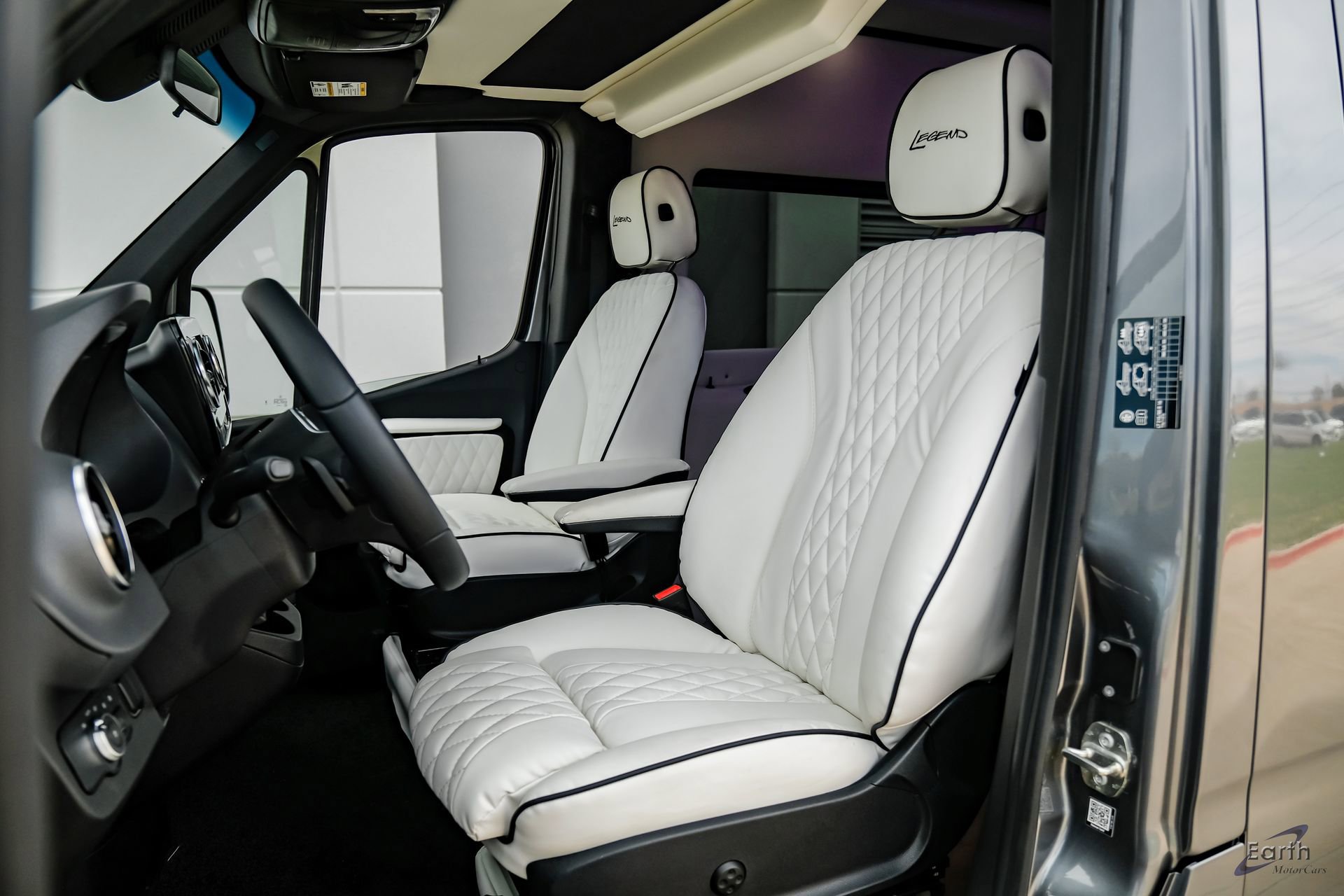 Used 2023 Mercedes-Benz Sprinter 3500 image 37