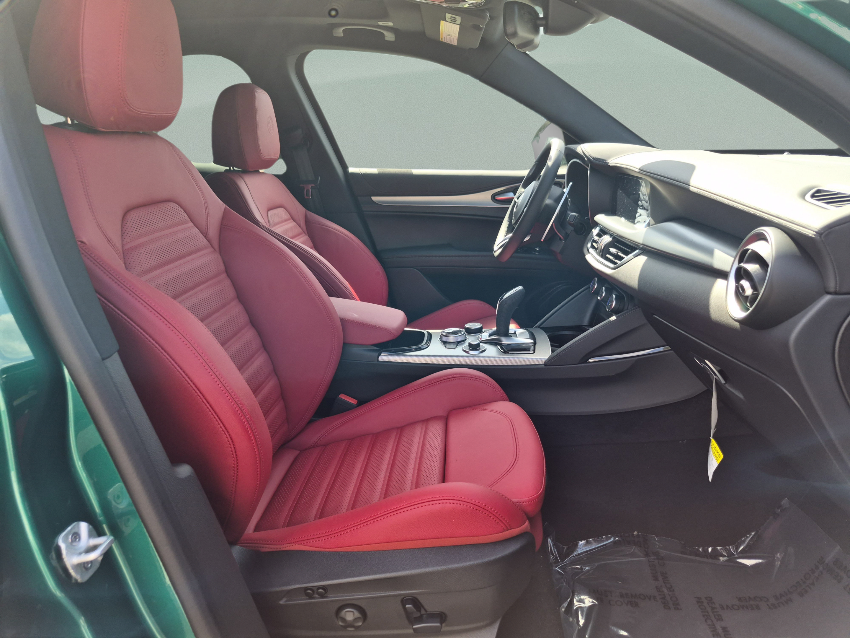 New 2026 Alfa Romeo Stelvio Sprint AWD/4WD image 38