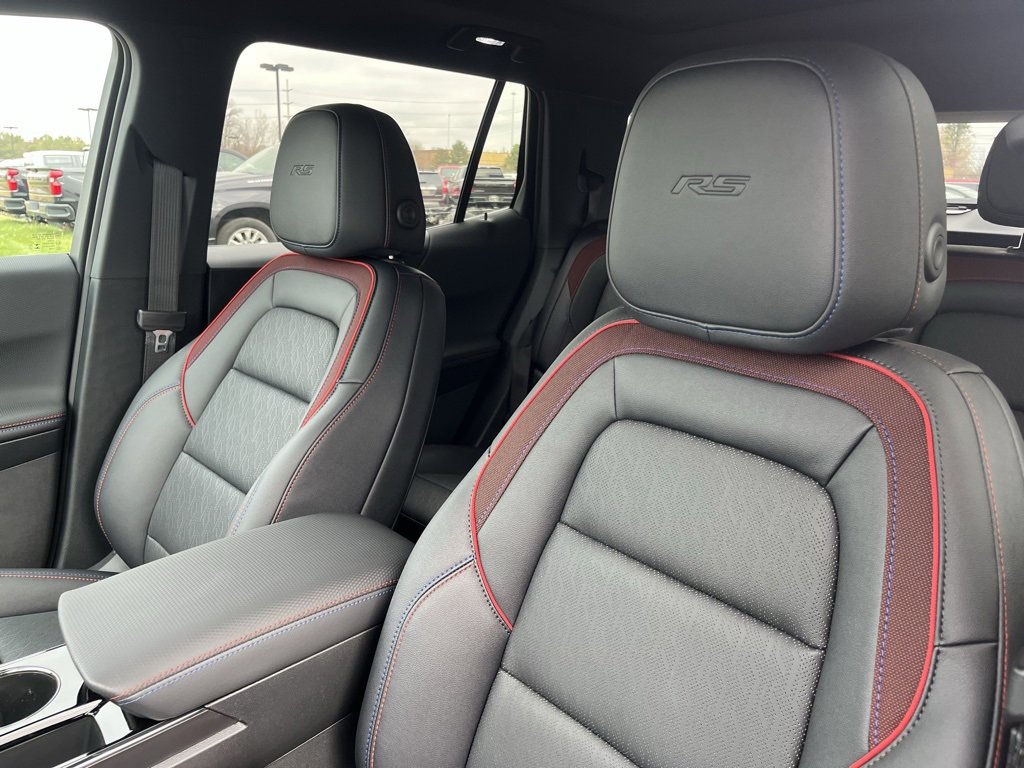 New 2026 Chevrolet Equinox RS w/ Convenience Package III image 11