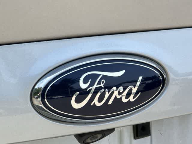 Used 2015 Ford Escape SE w/ Equipment Group 201A AWD/4WD image 24