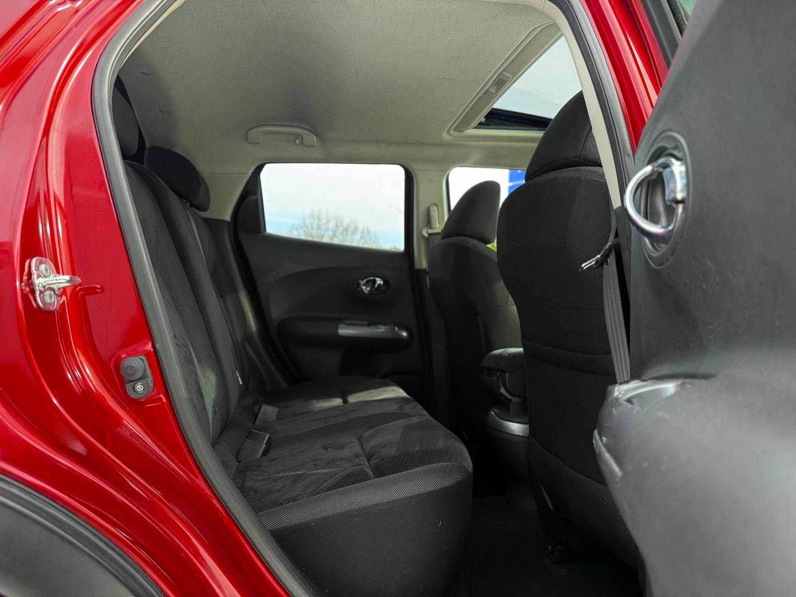 Used 2014 Nissan Juke SV w/ Navigation Package image 19