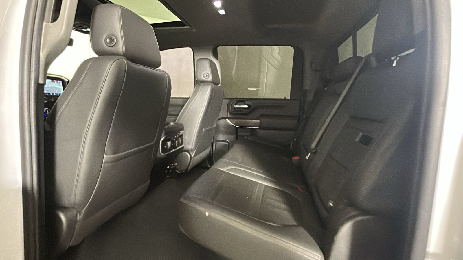 Used 2021 GMC Sierra 2500 Denali AWD/4WD image 27