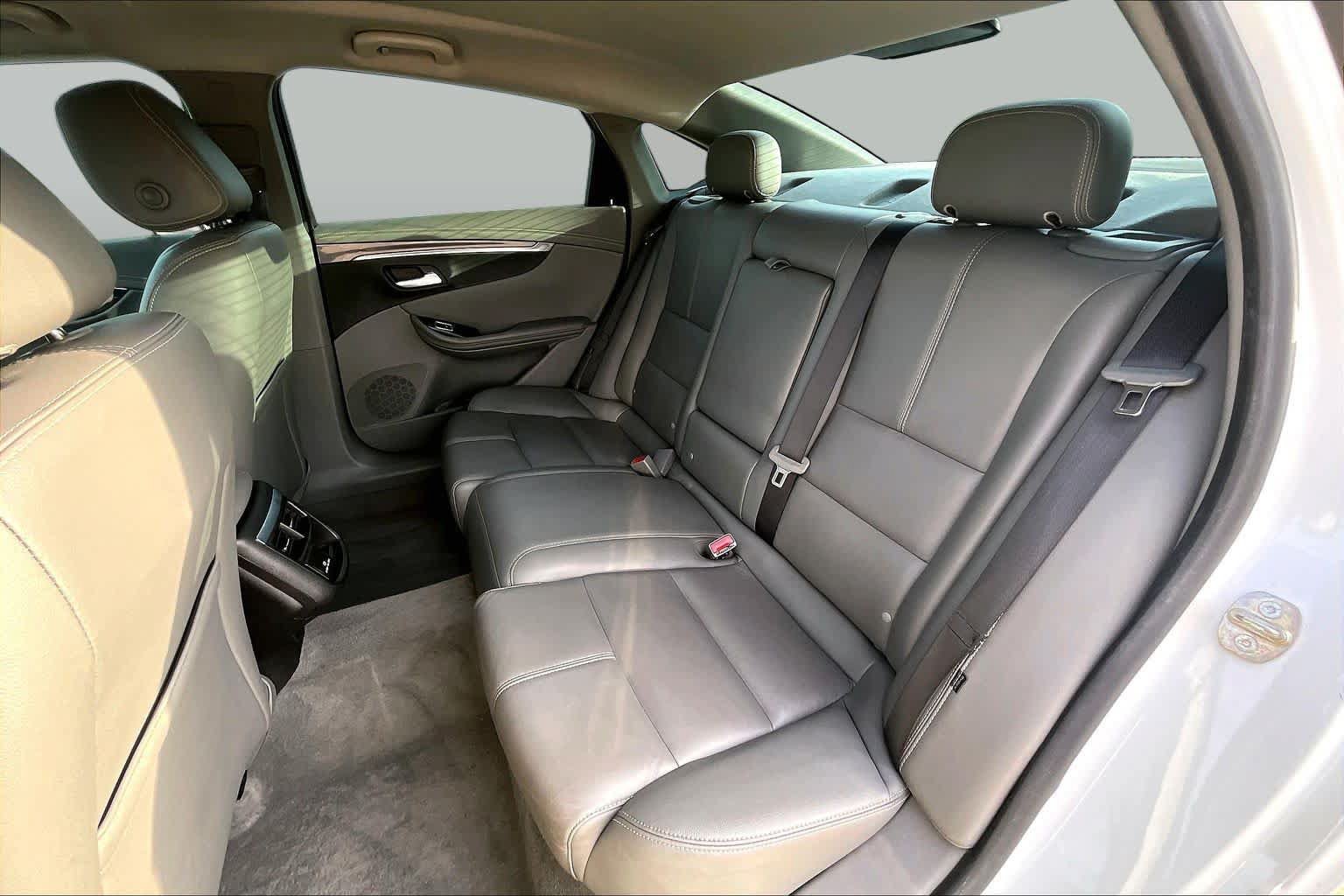 Used 2017 Chevrolet Impala LT w/ Leather Package FWD image 19