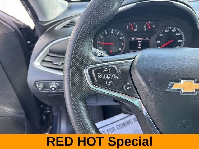 Used 2023 Chevrolet Malibu LT image 17