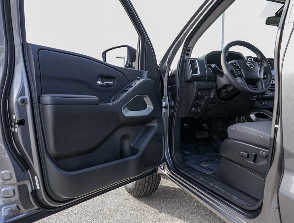 New 2026 Nissan Frontier SV image 13