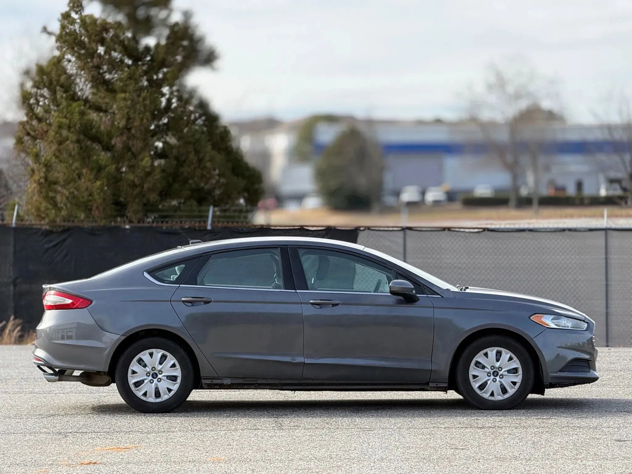 Used 2014 Ford Fusion S image 7