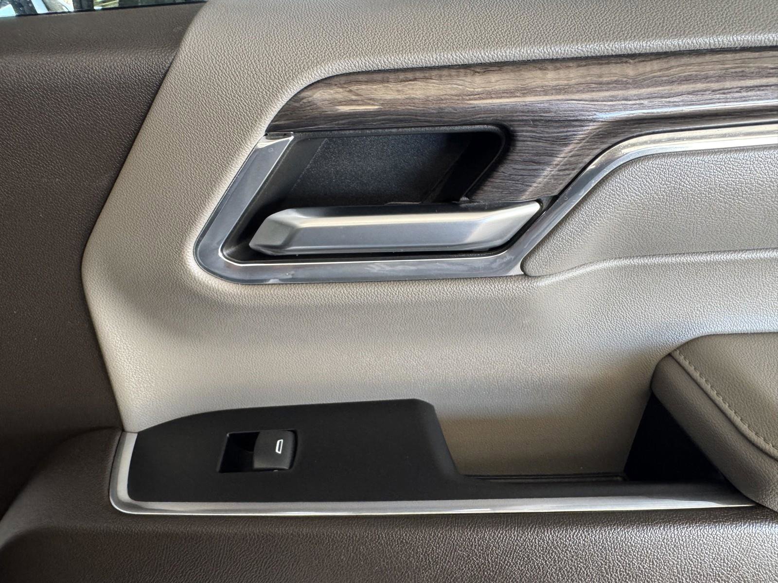 Used 2024 Chevrolet Silverado 1500 LTZ image 34