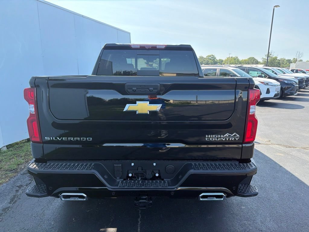 New 2026 Chevrolet Silverado 1500 High Country AWD/4WD image 13