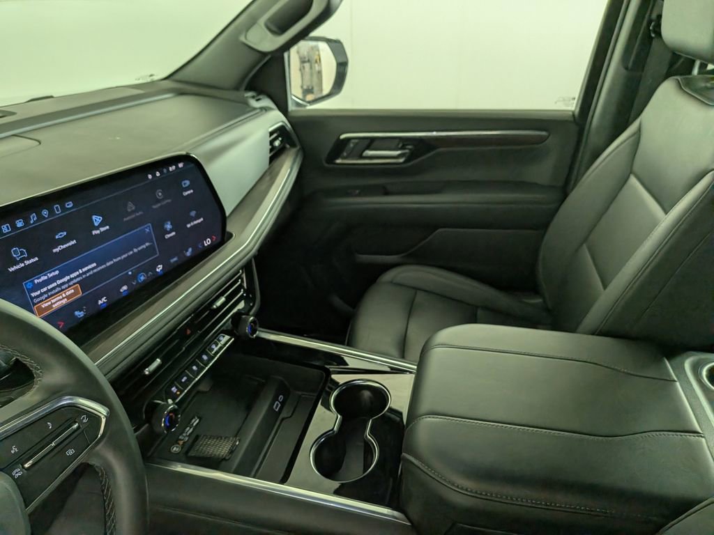 Certified 2025 Chevrolet Tahoe LT AWD/4WD image 28