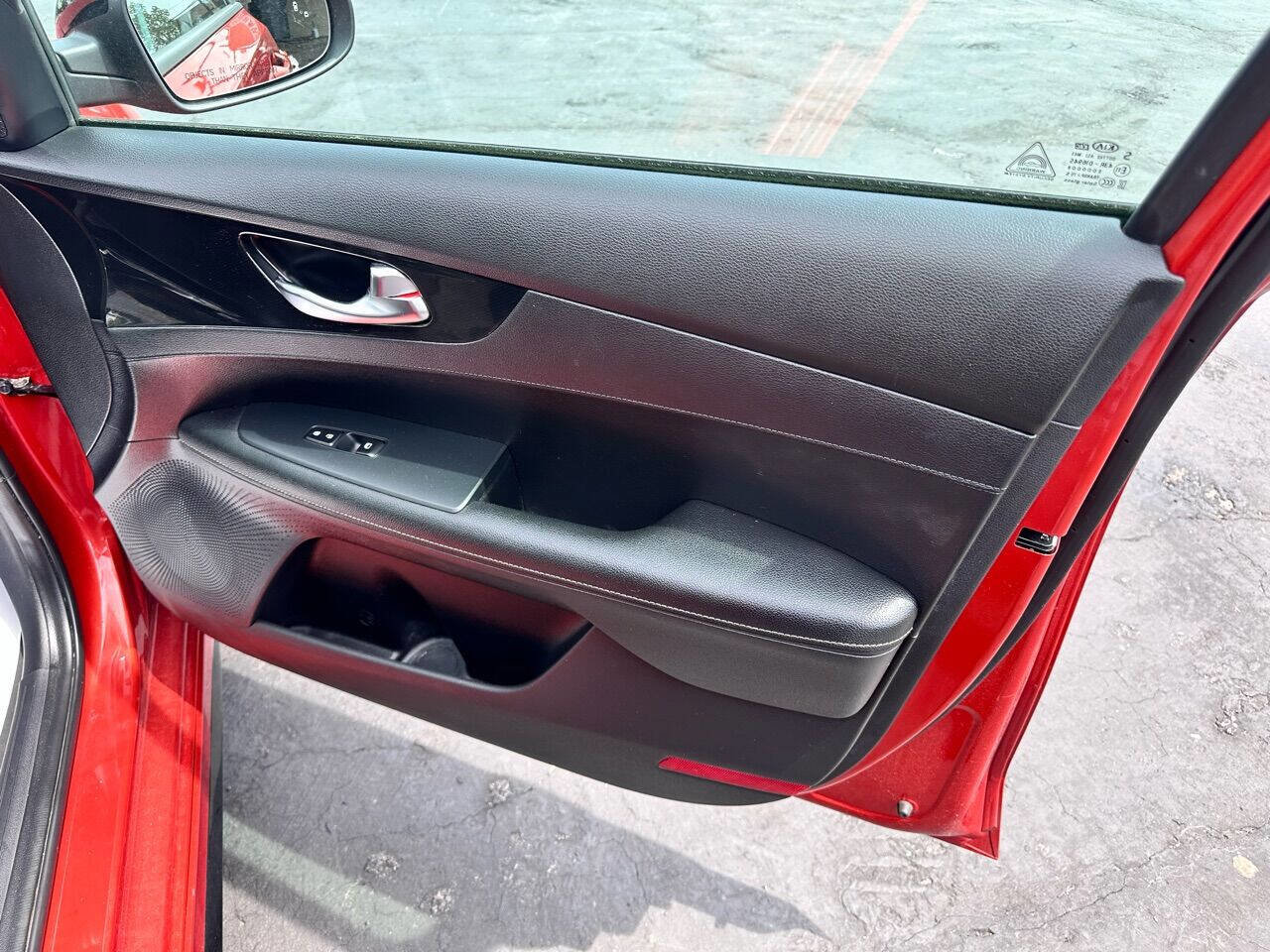 Used 2021 Kia Forte GT-Line image 21