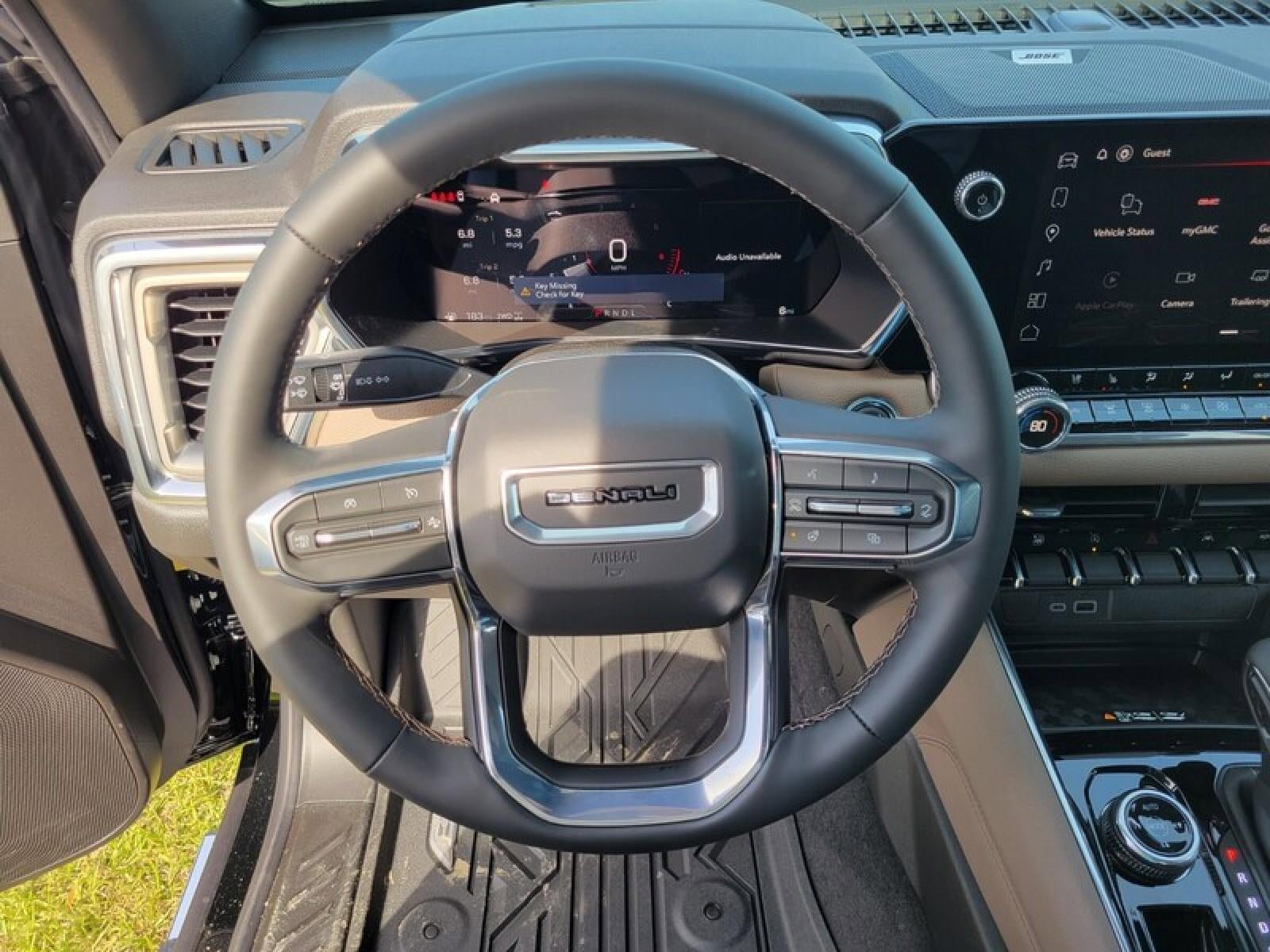 New 2026 GMC Canyon Denali AWD/4WD image 11