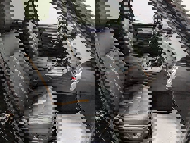 Certified 2025 MAZDA CX-90 Plug-In Hybrid w/ Premium Plus image 21