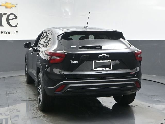 New 2026 Chevrolet Trax RS image 13