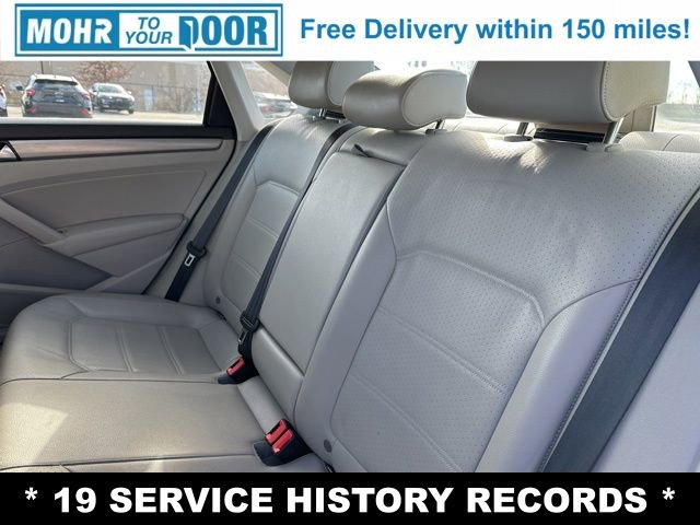 Used 2014 Volkswagen Passat TDI SE image 27
