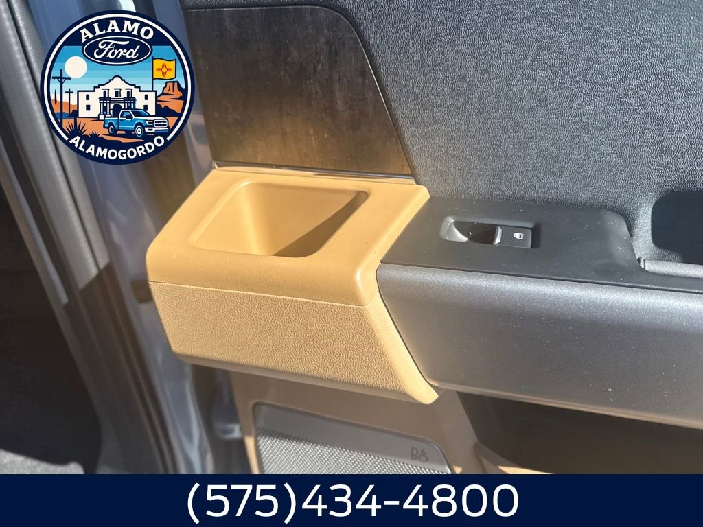 New 2026 Ford F250 Lariat w/ Chrome Package image 15