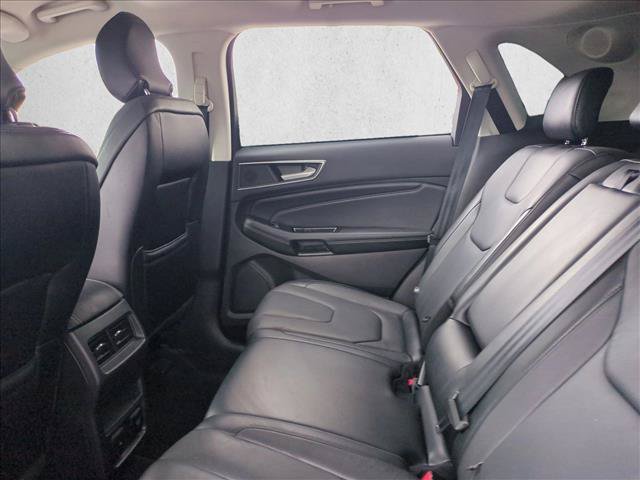 Used 2016 Ford Edge Titanium w/ Technology Package FWD image 19