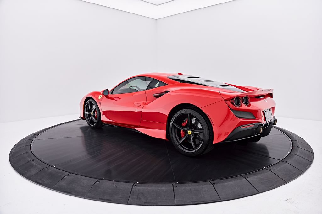 Used 2020 Ferrari F8 Tributo RWD image 14