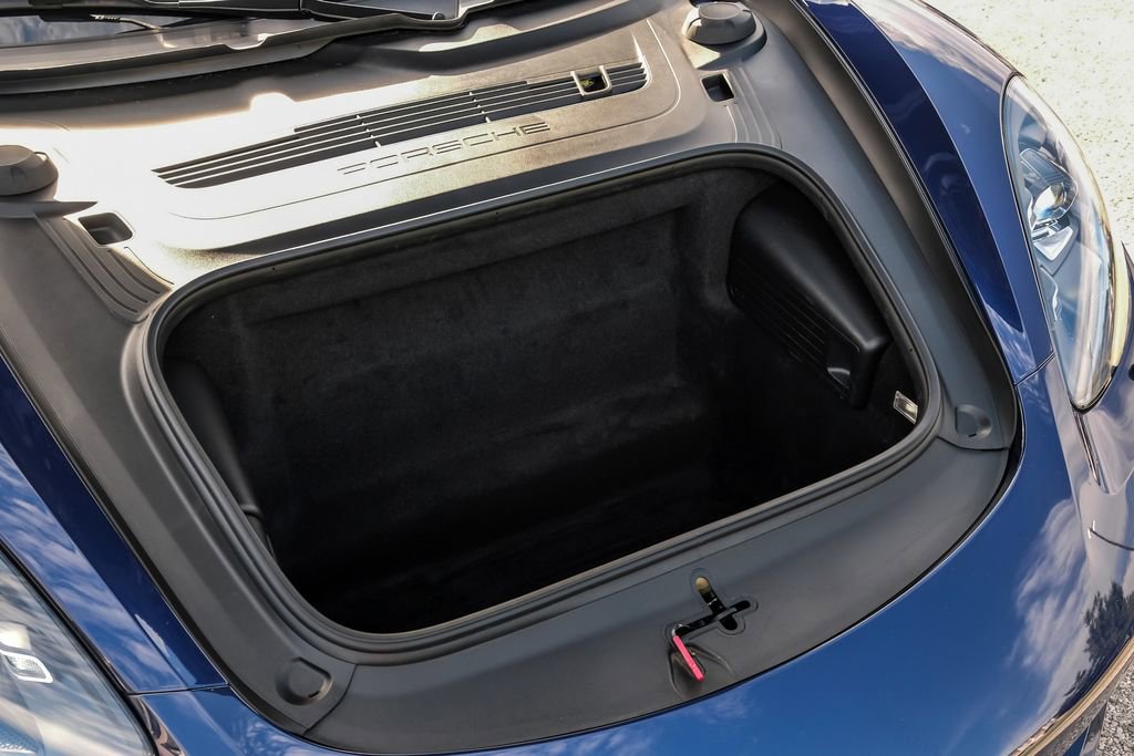Used 2025 Porsche 718 Cayman RWD image 48