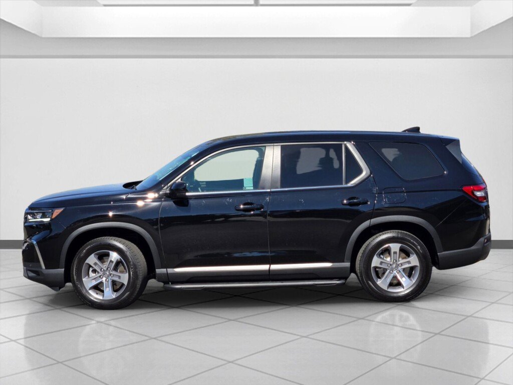 Certified 2025 Honda Pilot EX-L image 8