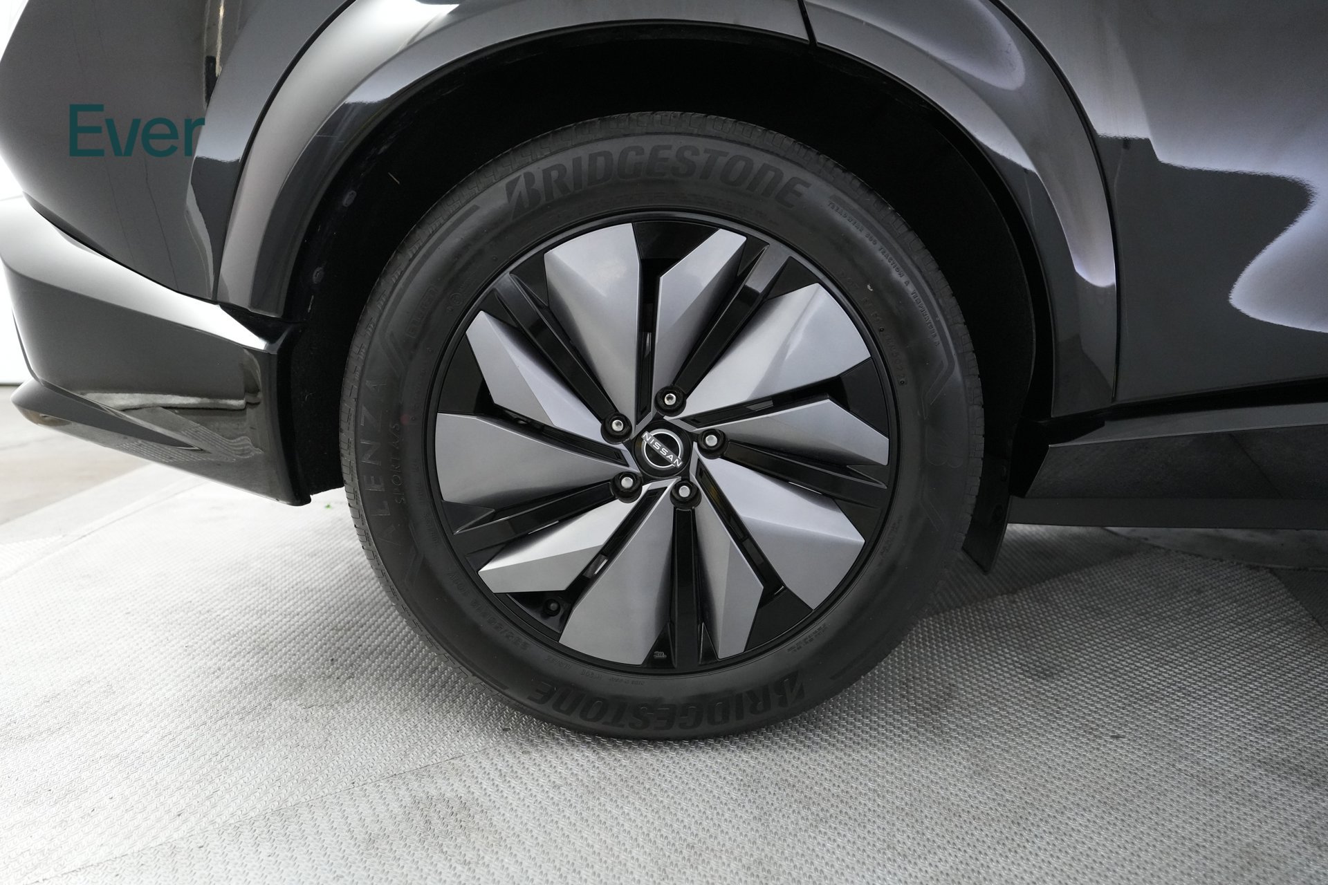 Used 2023 Nissan Ariya FWD image 22