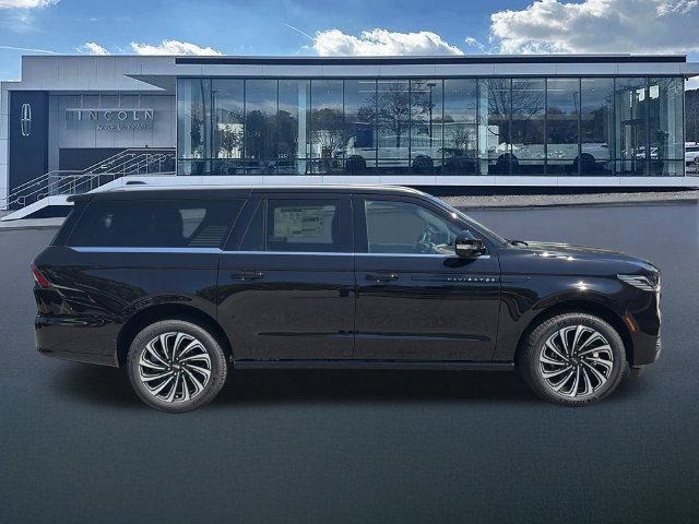 New 2027 Lincoln Navigator L Black Label AWD/4WD image 9