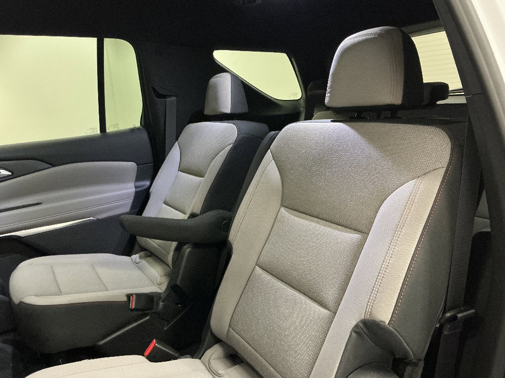 New 2026 Chevrolet Traverse LT w/ LPO, Floor Liner Package FWD image 22