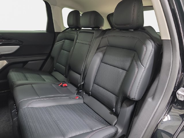 New 2026 Lincoln Nautilus Reserve AWD/4WD image 11