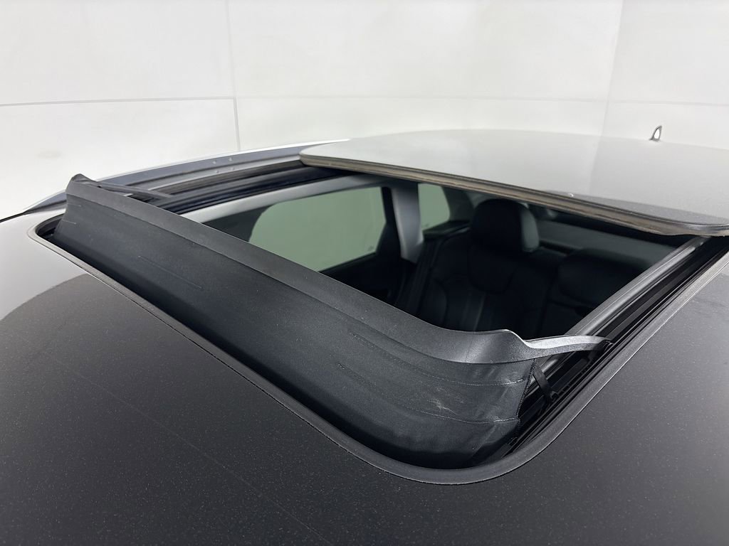 Used 2018 Audi Q5 2.0T Premium Plus w/ Premium Plus Package AWD/4WD image 25