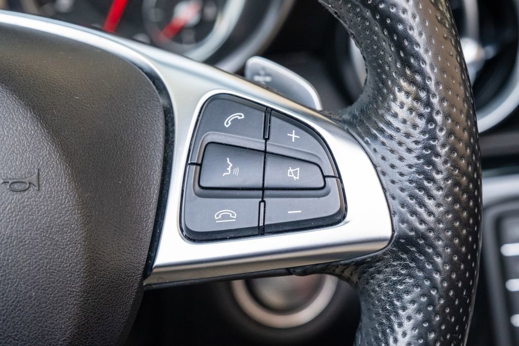 Used 2017 Mercedes-Benz SLC 300 image 20