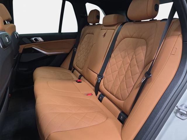 Certified 2026 BMW X5 xDrive40i w/ Climate Comfort Package image 11