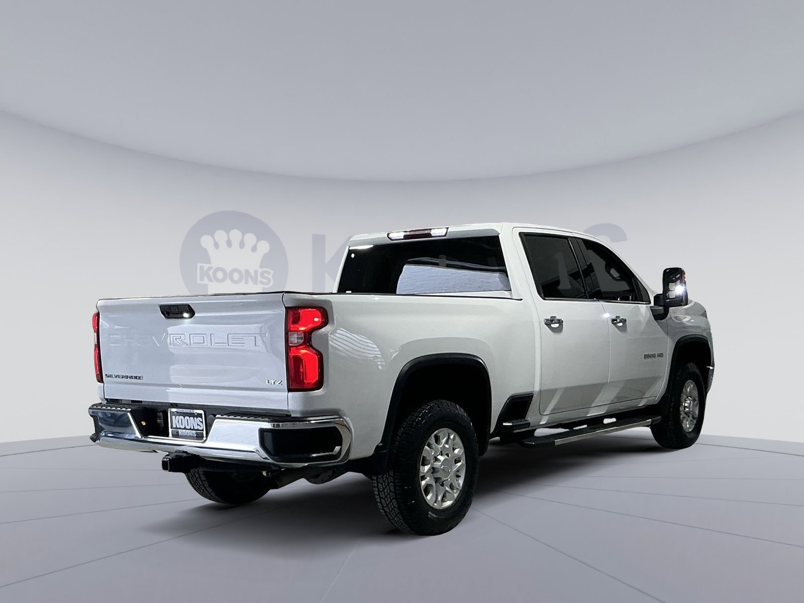 Used 2020 Chevrolet Silverado 2500 LTZ w/ Z71 Off-Road Package image 16