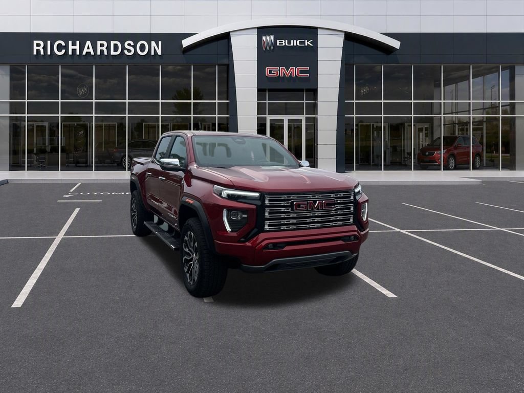 Used 2025 GMC Canyon Denali AWD/4WD image 8