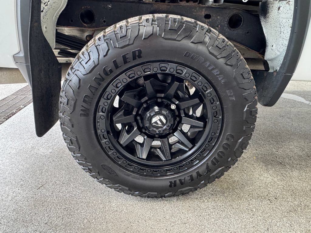 Used 2022 Chevrolet Silverado 2500 Custom w/ Custom Value Package AWD/4WD image 25