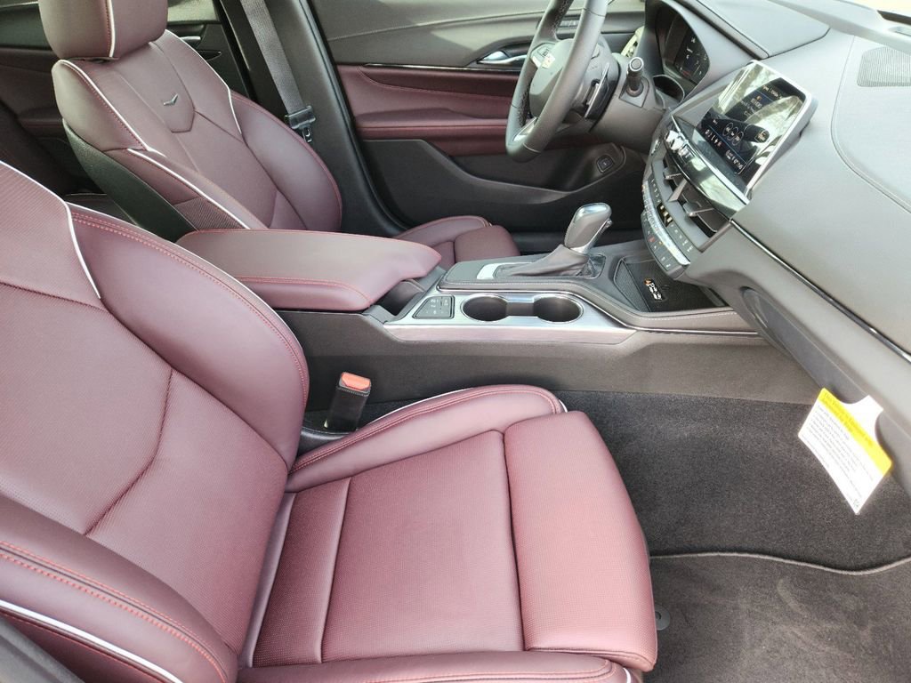New 2025 Cadillac CT4 Sport w/ Technology Package AWD/4WD image 9