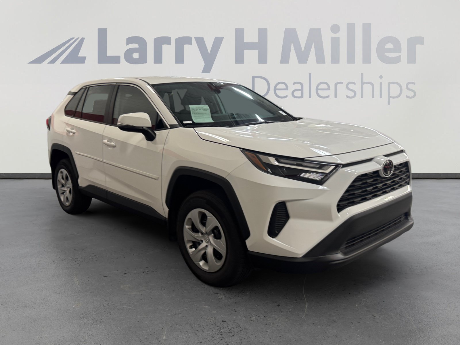Certified 2025 Toyota RAV4 LE AWD/4WD image 7