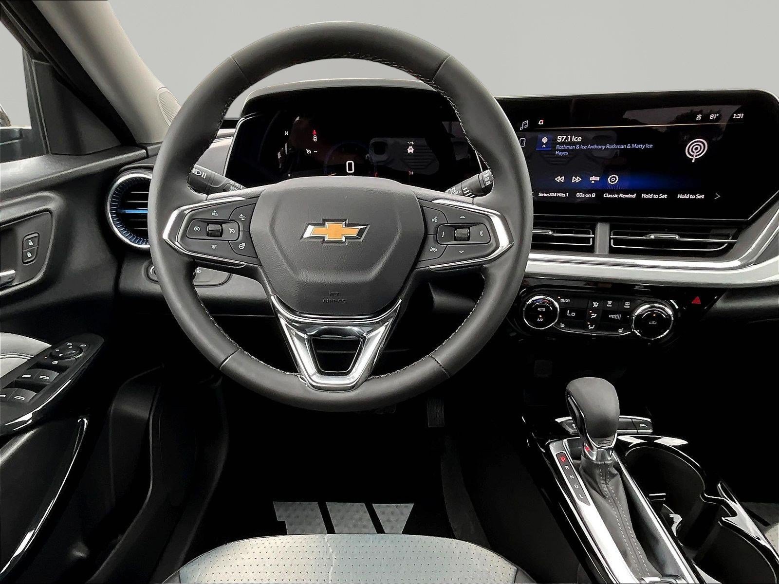 New 2026 Chevrolet Trax LT w/ LT Convenience Package FWD image 9