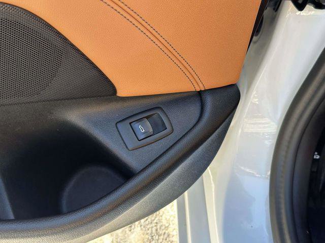 Used 2023 BMW 530i xDrive w/ Convenience Package image 15