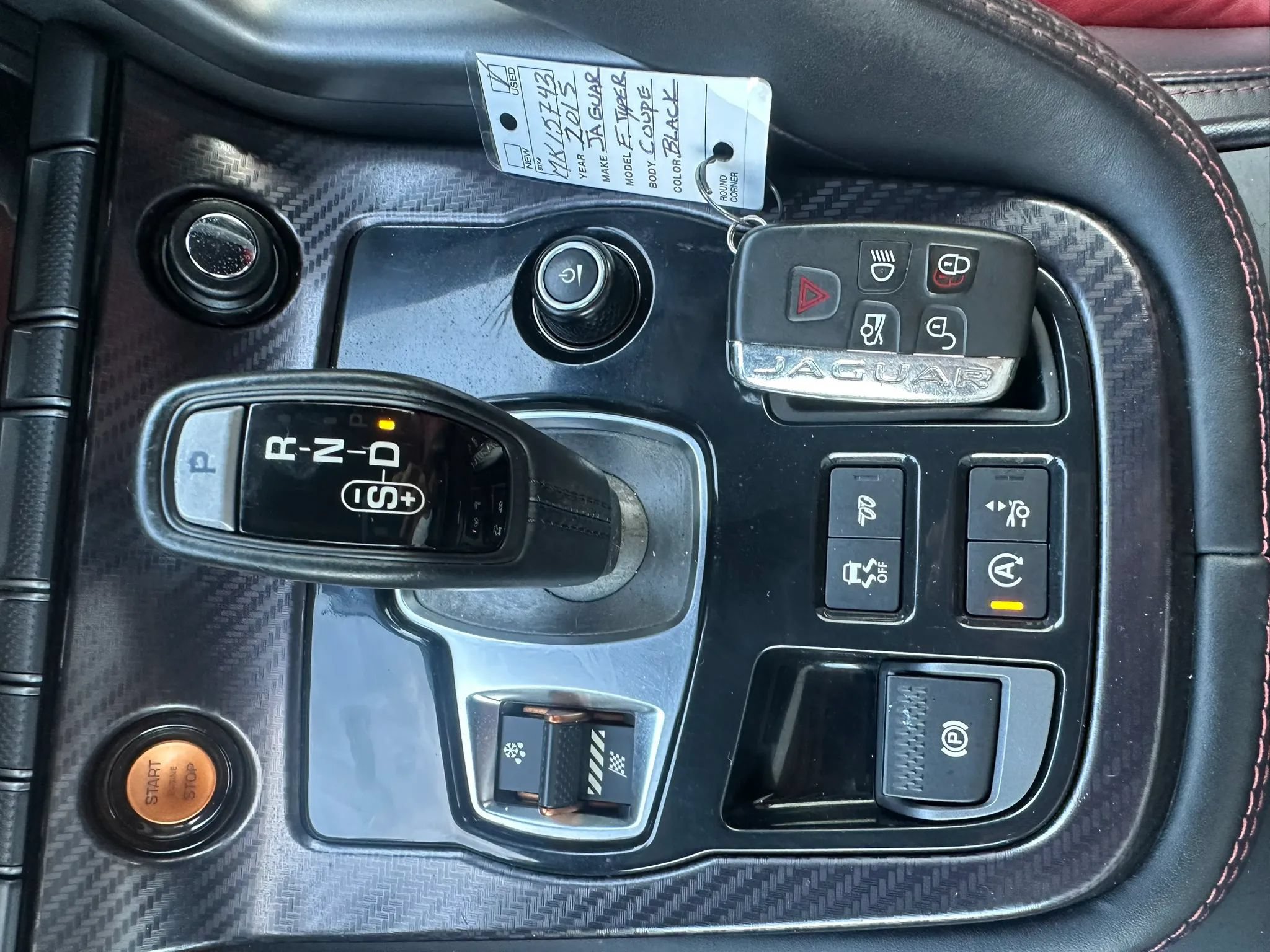 Used 2015 Jaguar F-TYPE R RWD image 35